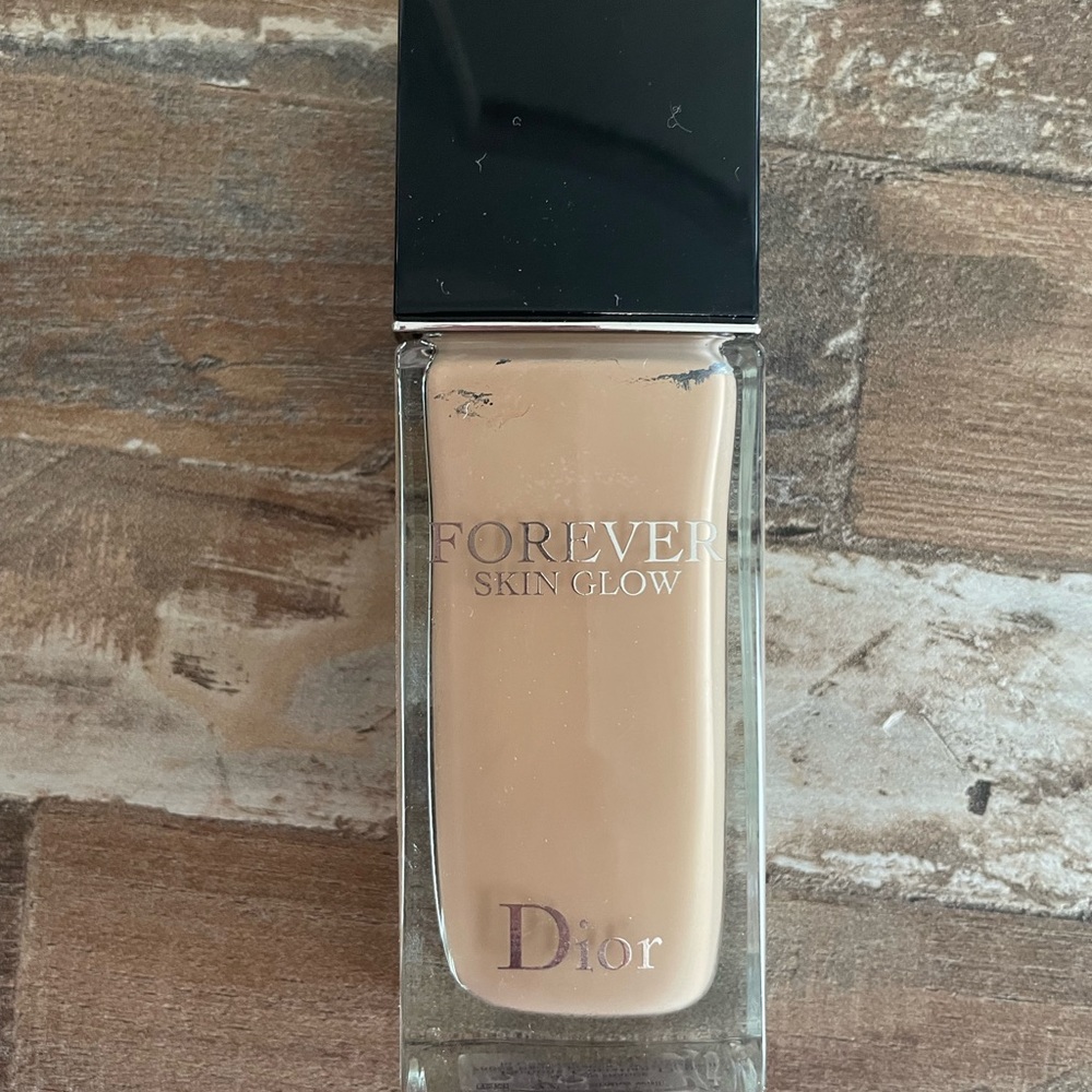 Dior forever skin glow foundation shade 2N